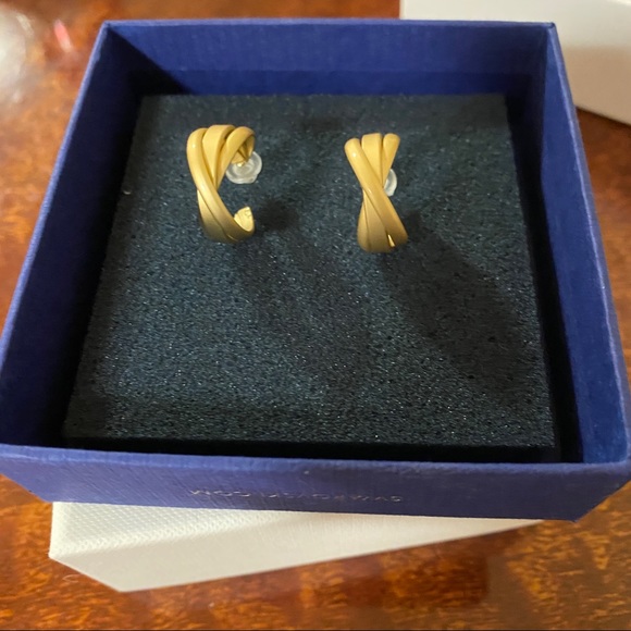 Set of Two Gold Hoop Earrings ( One Small, One Medium) - Picture 12 of 16